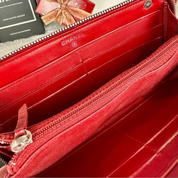 CHANEL Red Leather Zip Around Wallet Zippy wallet with chain - Picture 11 of 16